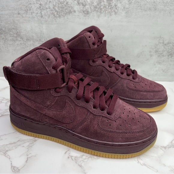 Nike Air Force 1 High LV8 🤎 - Picture 13 of 16